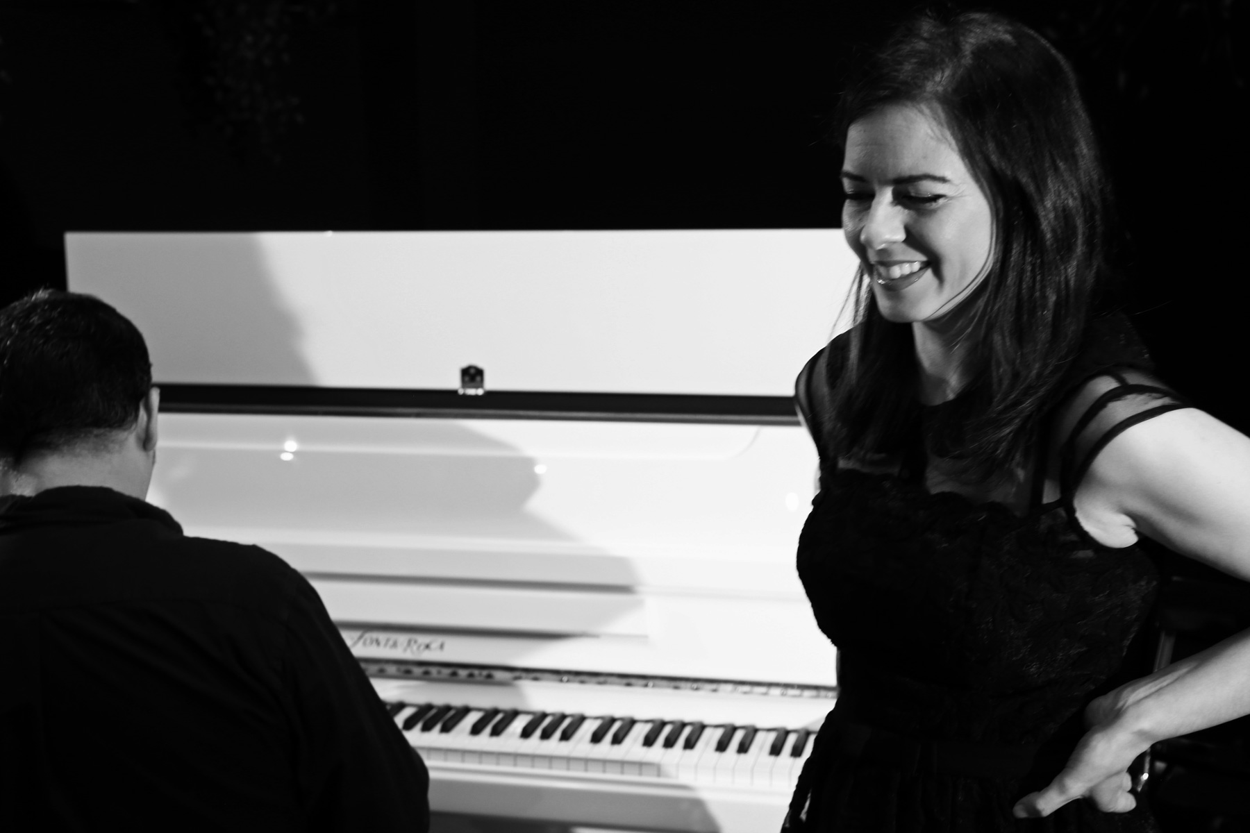 ALY ALMA. SOUL & ROCK321